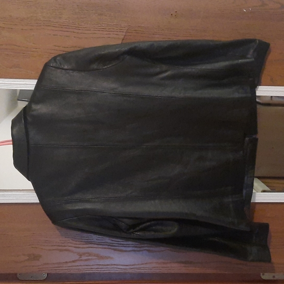 Wilson's genuine leather jacket - Picture 2 of 4